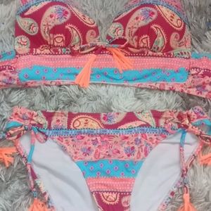 Super cute dainty 👙